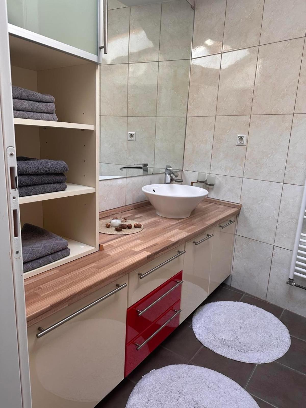 Vila Danin With Free Garage,Stari Grad SJJ Eksteriør billede